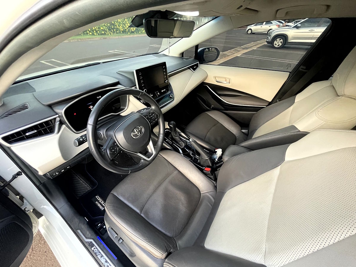 Corolla Altis Premium Hybrid 2020