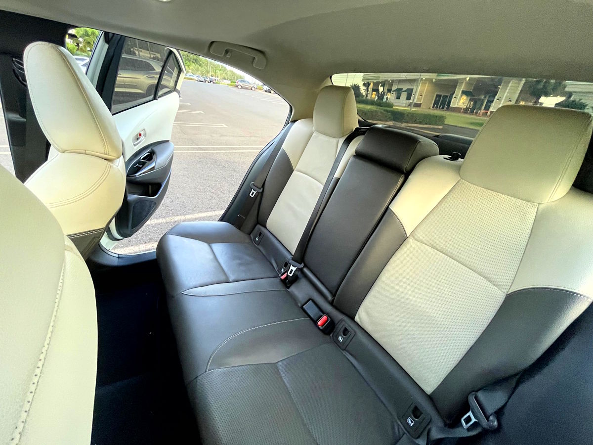 Corolla Altis Premium Hybrid 2020