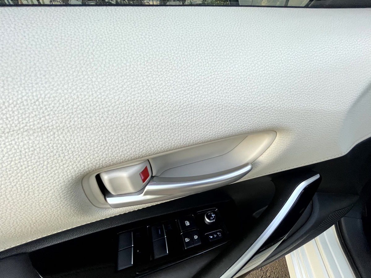 Corolla Altis Premium Hybrid 2020