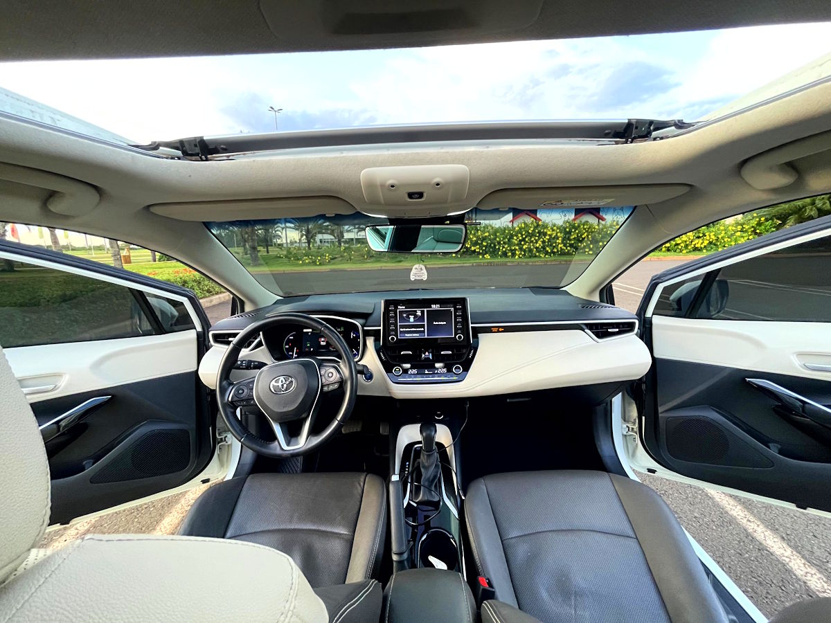 Corolla Altis Premium Hybrid 2020